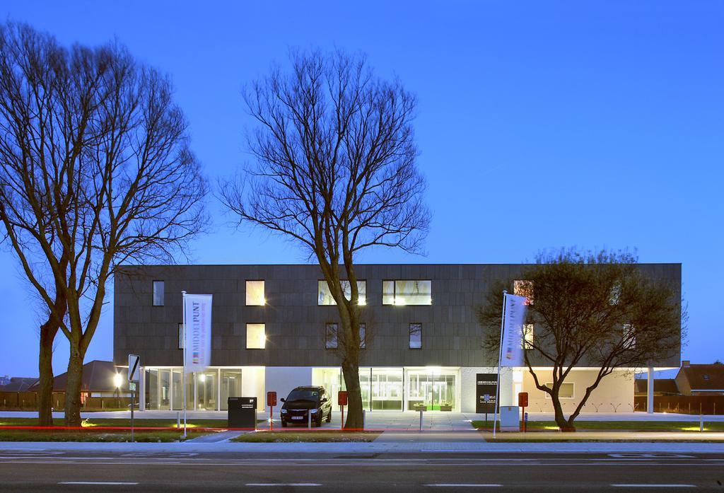 Hotel Middelpunt - Gratis Parking - Ontbijt Inbegrepen! ミデルケルケ エクステリア 写真