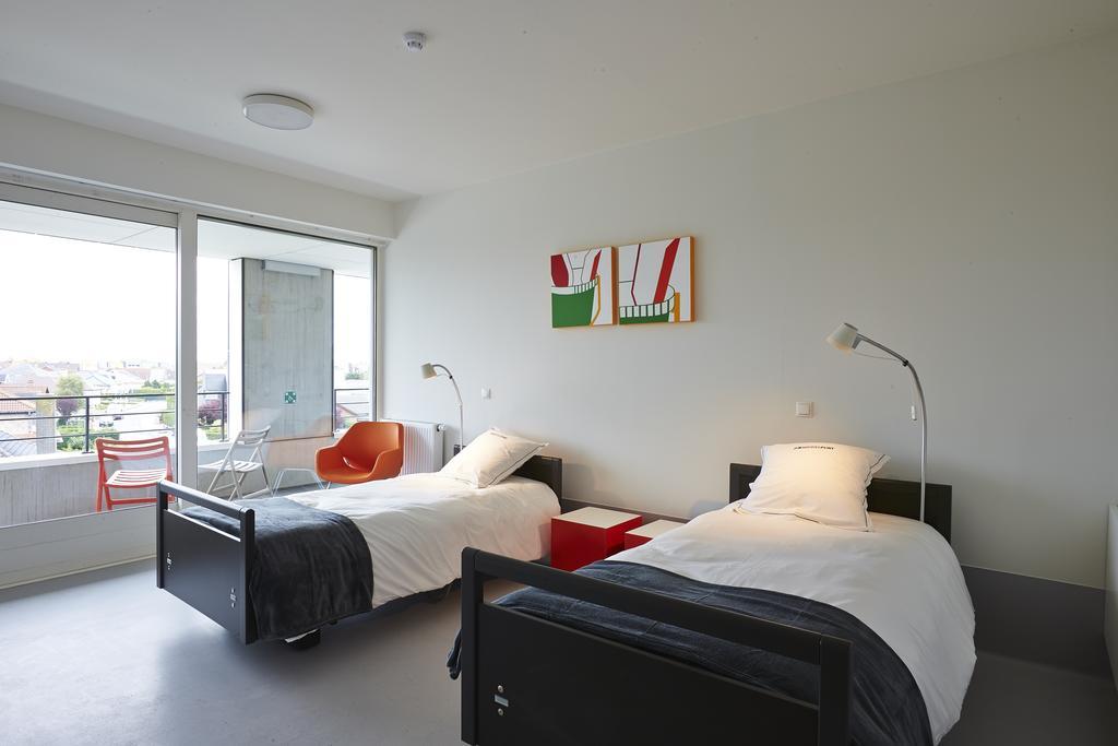 Hotel Middelpunt - Gratis Parking - Ontbijt Inbegrepen! ミデルケルケ 部屋 写真